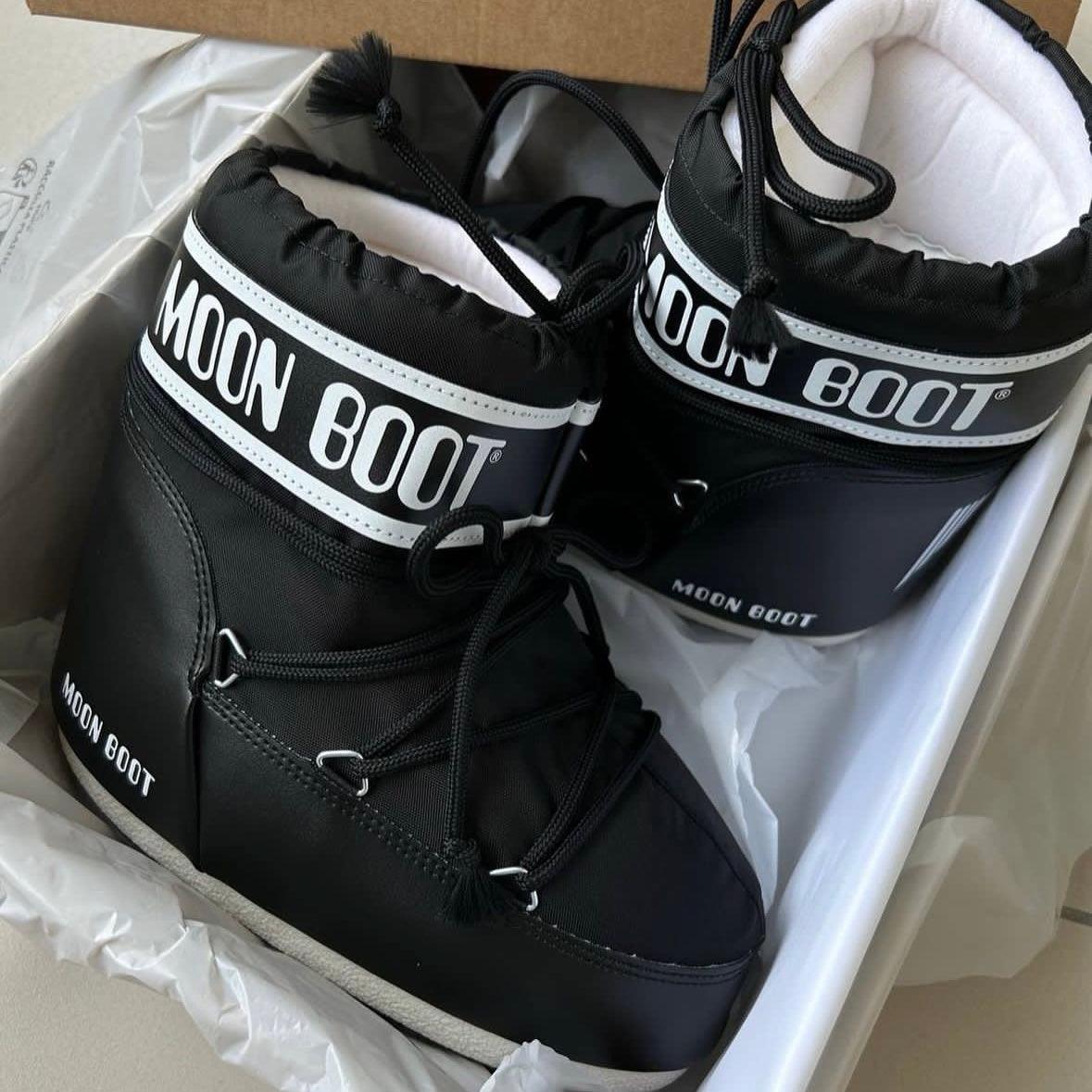 【関税&送料込】Moon Boot Boots Black Moon Boot buty - Heppo.com