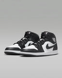 NIKE AIR JORDAN 1 MID SE