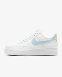 NIKE AIR FORCE 1' 07