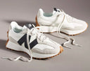 New Balance 327