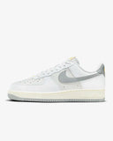 NIKE AIR FORCE 1'07