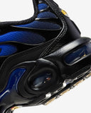 NIKE AIR MAX PLUS