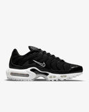 NIKE AIR MAX PLUS
