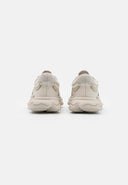ADIDAS OZWEEGO