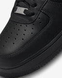 NIKE AIR FORCE 1 '07