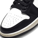 NIKE AIR JORDAN 1 MID GYM RED PANDA